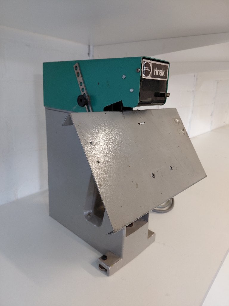 Nagel Rinak elektrische blokhechter, Ophalen