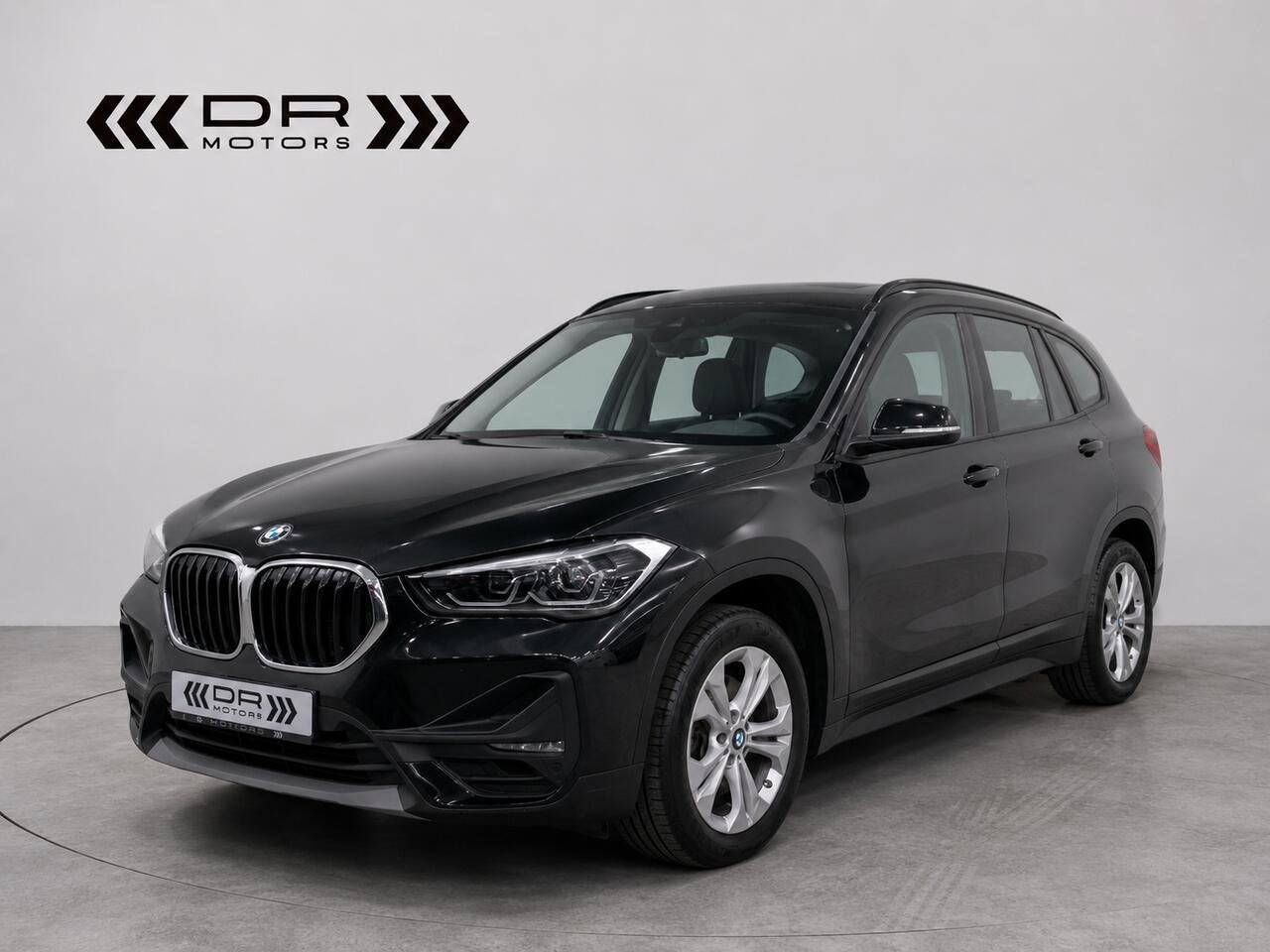 BMW X1 25 E - HEAD UP - CAMERA  - LED - PARK ASSIST, Autos, BMW, Entreprise, X1, 4x4, ABS, Airbags, Air conditionné, Android Auto