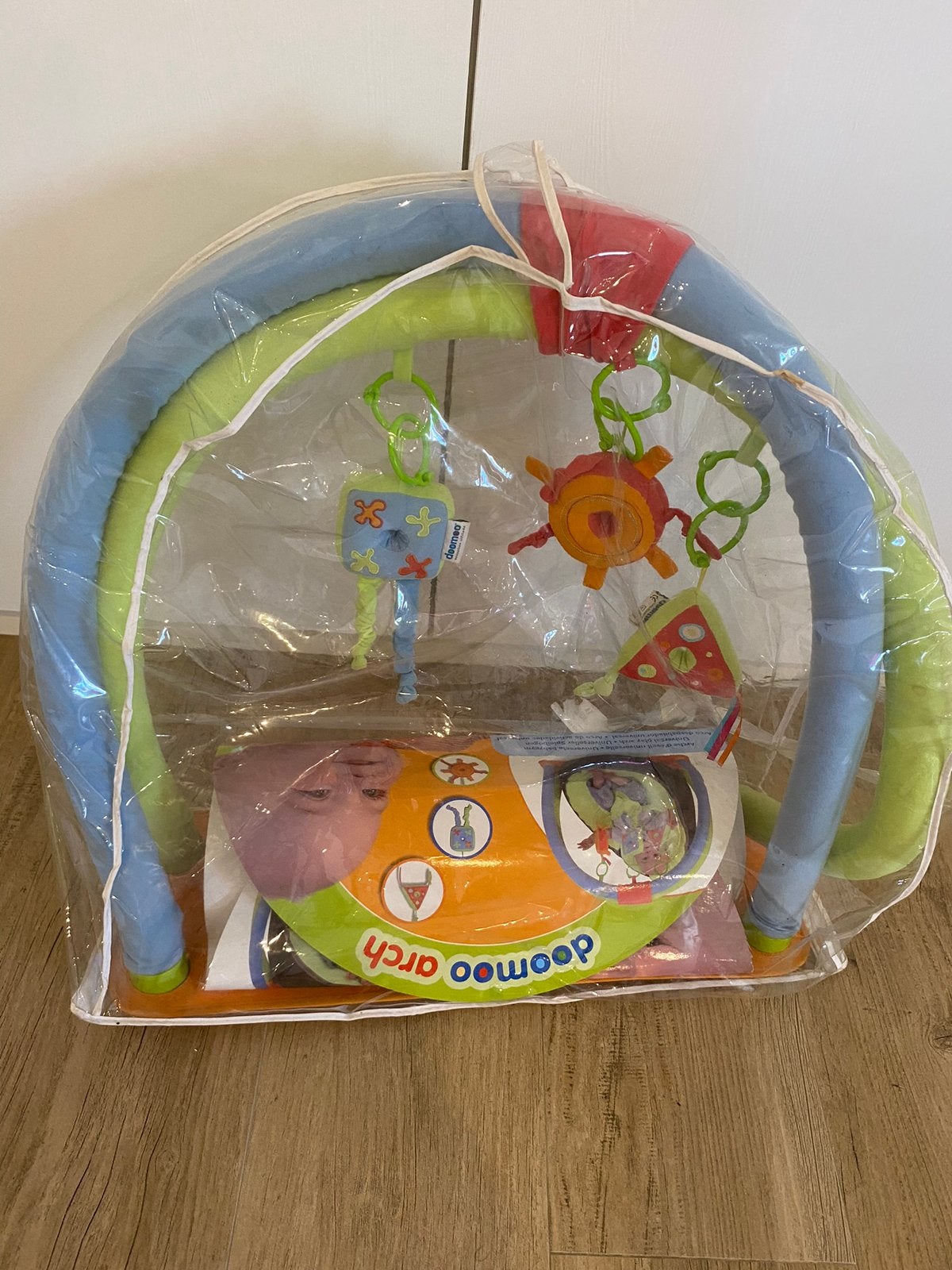 NIEUW! Mooie Domoo babygym speelboog, Kinderen en Baby's, Ophalen