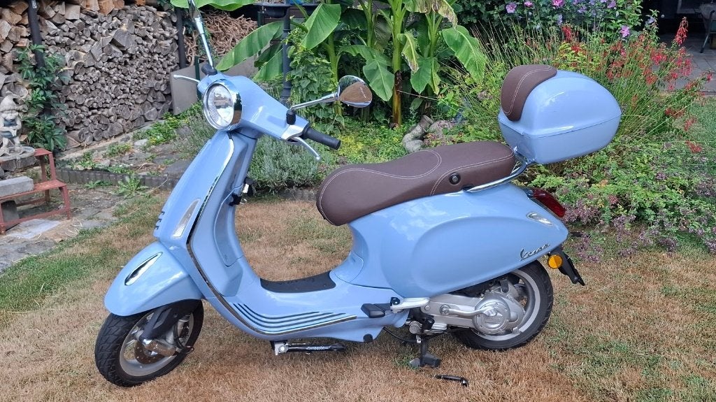 Vespa primavera 50 hemelsblauw, Ophalen, Overige modellen, Benzine, 50 cc