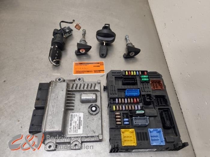 Ordinateur gestion moteur d'un Peugeot Expert, Autos : Pièces & Accessoires, -, 3 mois de garantie, Utilisé, -