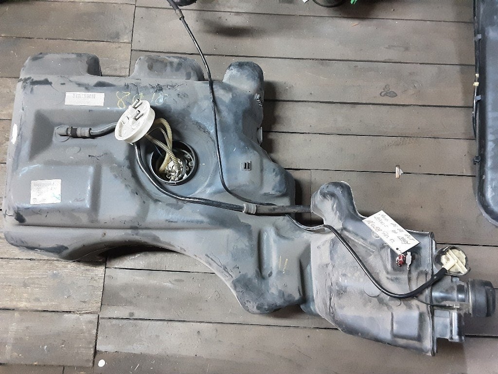 BRANDSTOFTANK Audi A6 (C4) (01-1994/10-1997), Info@audi.de, Audi, Audi AG, Gebruikt