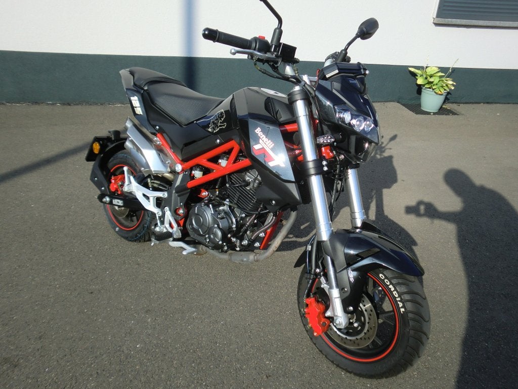 Benelli TNT 125 in originele mooie staat met weinig km., Occasion, Particulier, 125 cc, 11 kW of minder