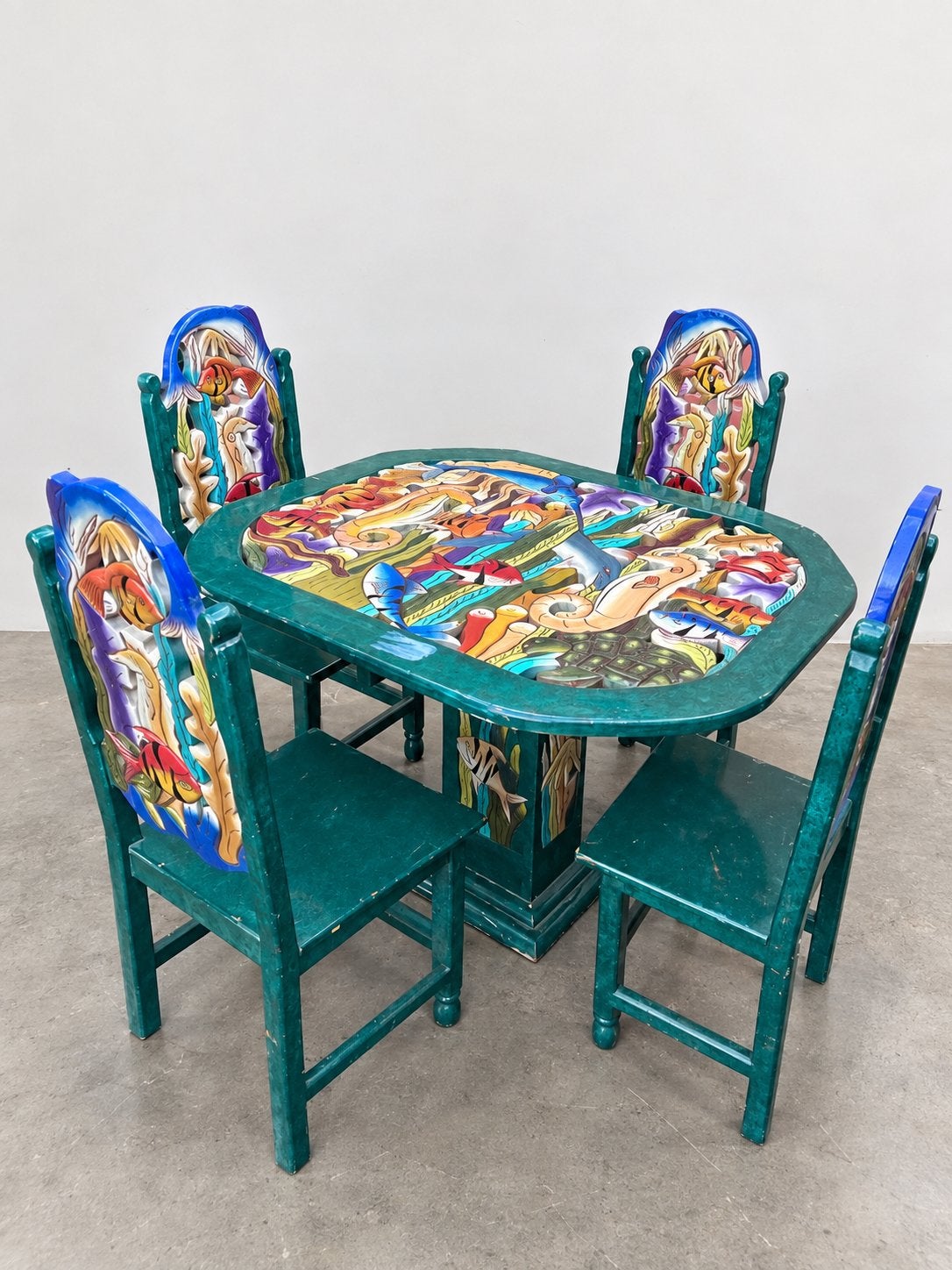 Ensemble de meubles d'art populaire mexicain, Enlèvement