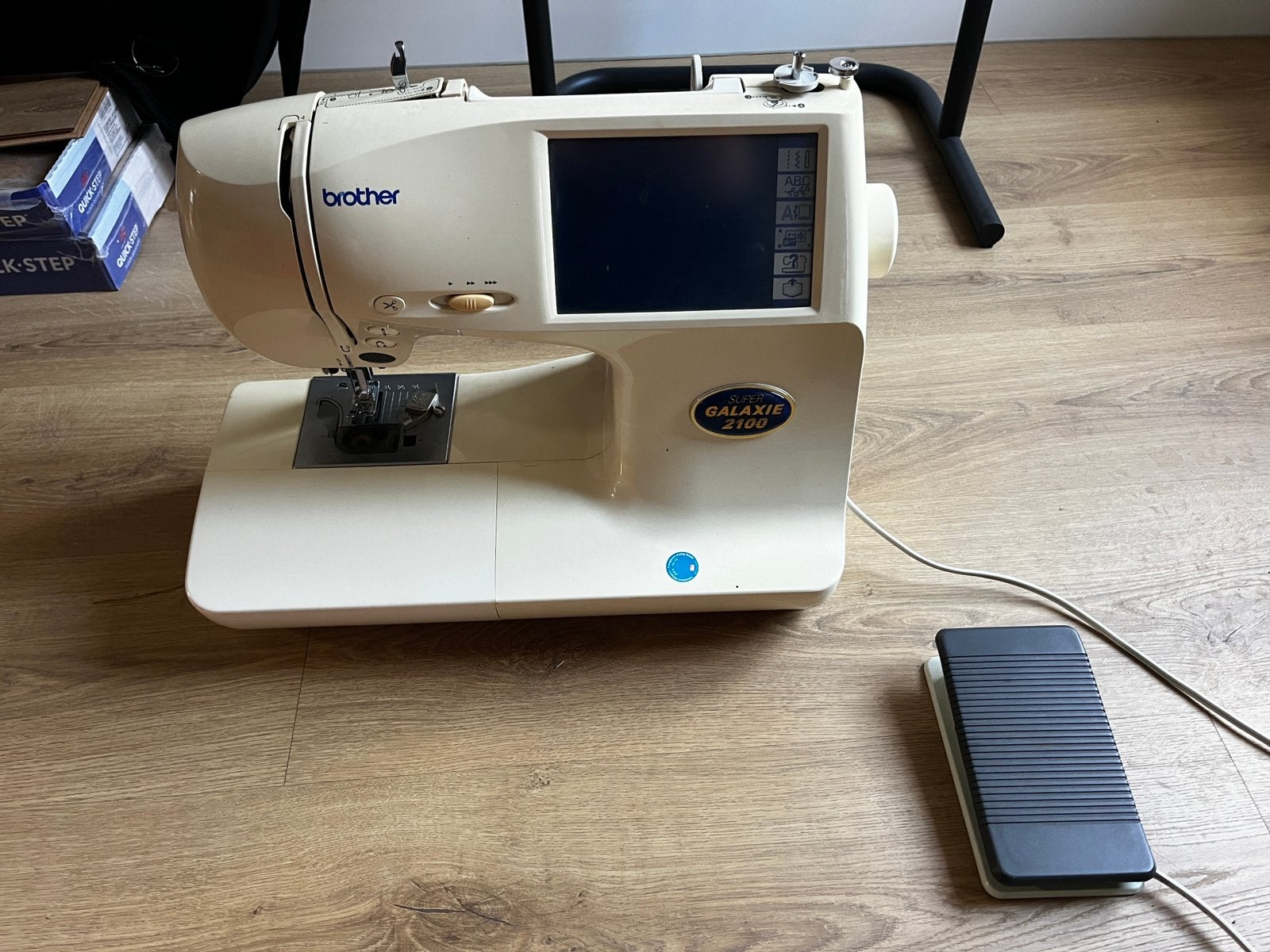 Brother borduurmachine Super Galaxie 2100, Hobby en Vrije tijd, Ophalen, Gebruikt, Machineborduren, Borduurmachine