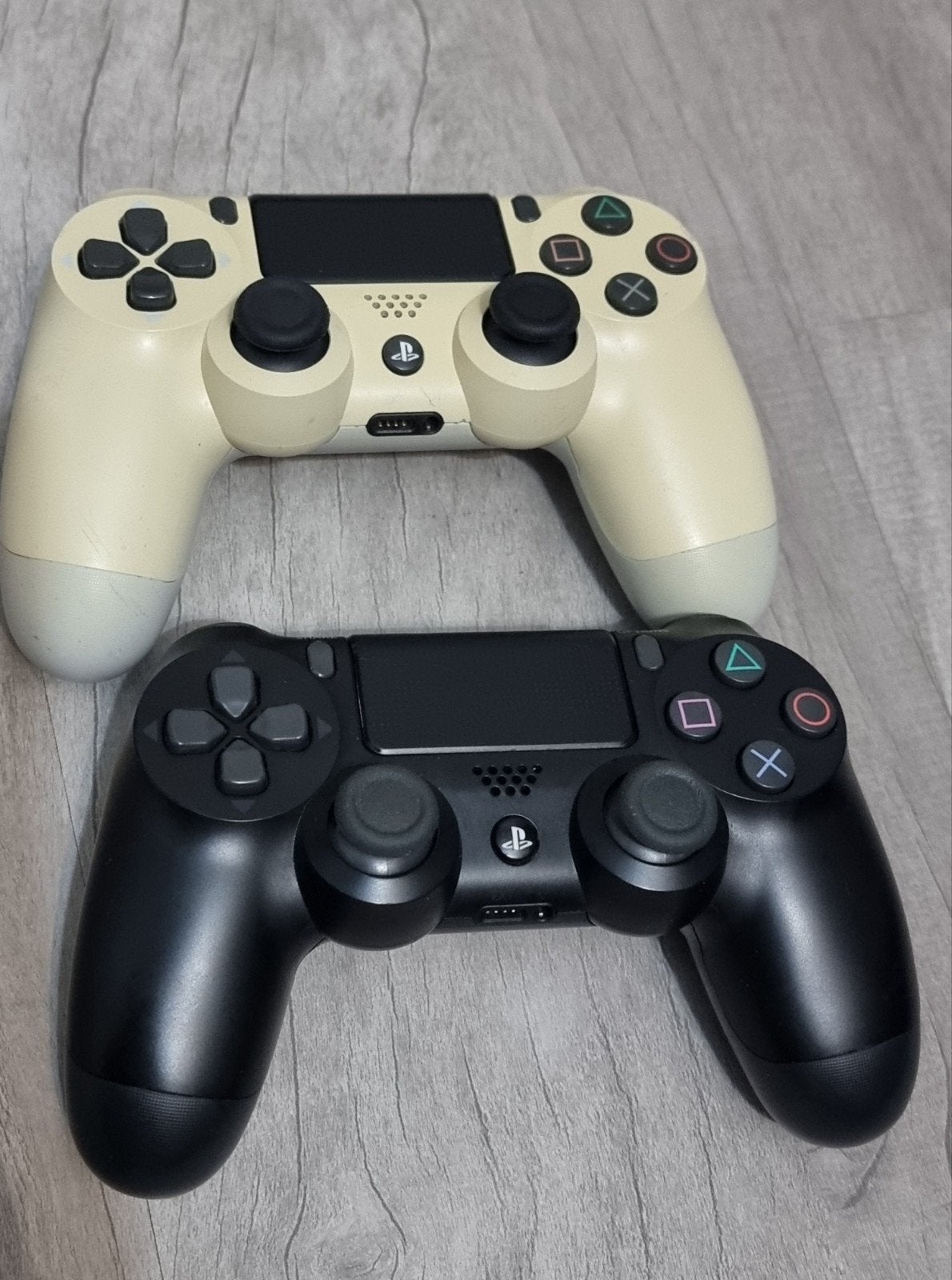 2x Originele PlayStation 4 (PS4) DualShock Controllers - Wer, Ophalen, PlayStation 4