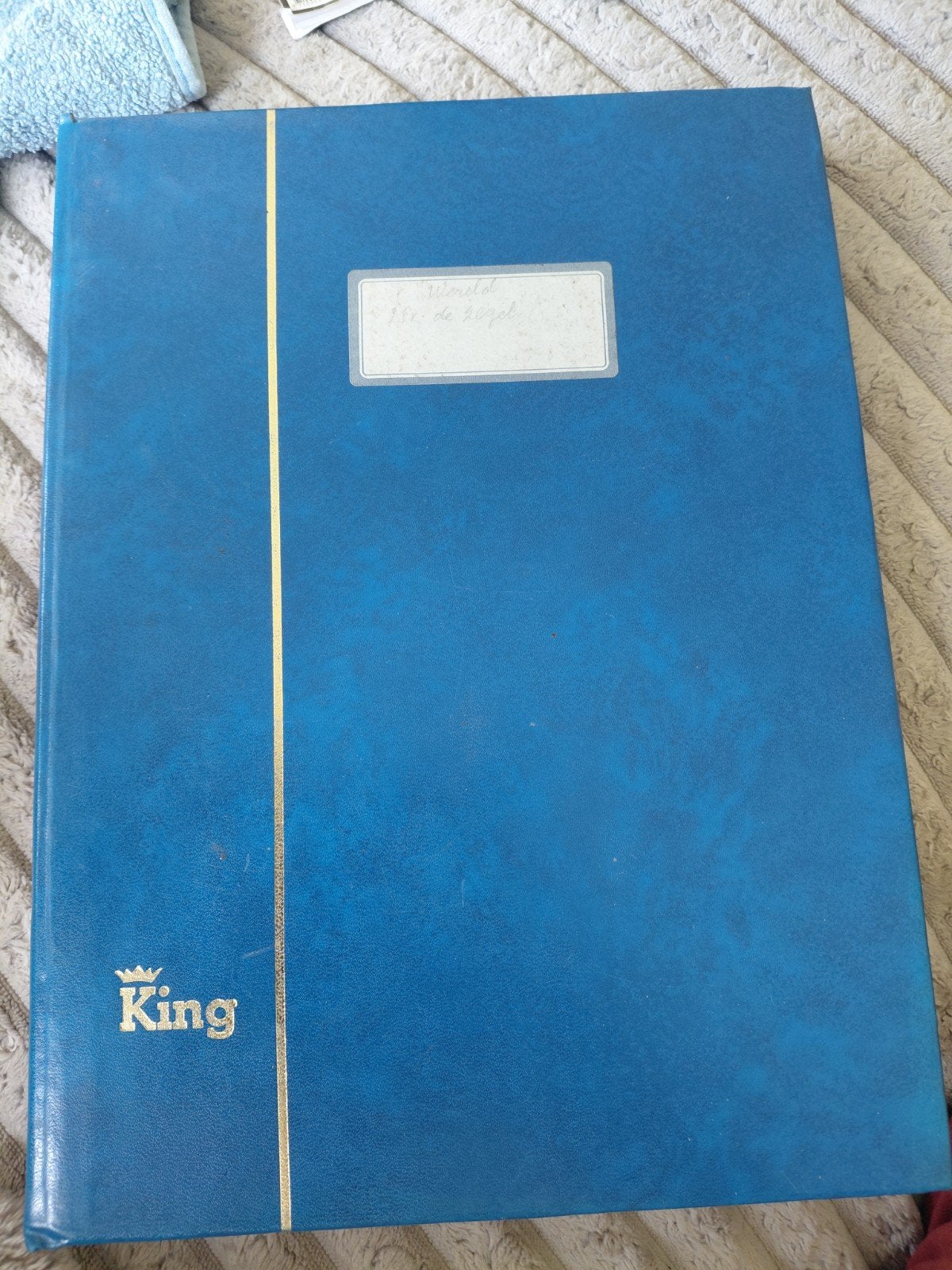 Postzegel album / De wereld rond / niet compleet, Ophalen of Verzenden
