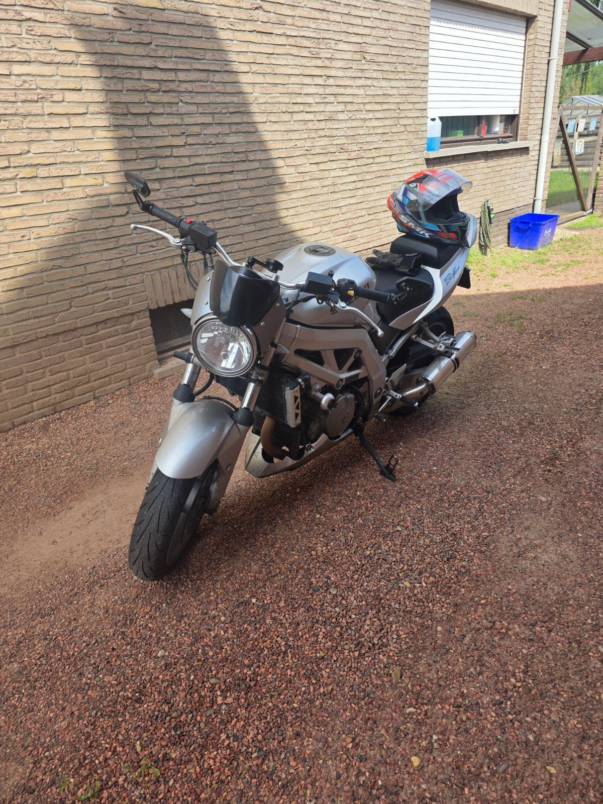 Zeer Nette Suzuki sv1000, Motoren, 2 cilinders, Sportuitlaat, Occasion, Motorrijbewijs A
