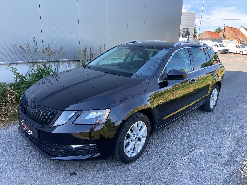 SKODA OCTAVIA 1.6TDI NAVI/AIRCO/DAB+/ZETELVERW, Auto's, Euro 6, 1600 cc, Leder, Bedrijf