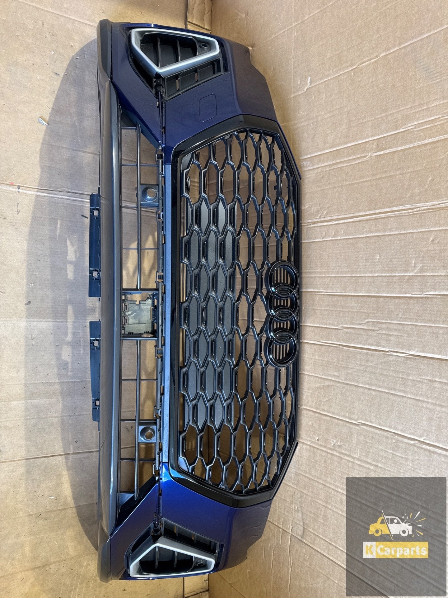Voorbumper Audi Q3 83A F3 S-line SLINE ORIGINEEL 83A807438, Auto-onderdelen, Gebruikt, Voor, AUDI AG, Auto-Union-Strasse 1
85045  Ingolstadt, DE