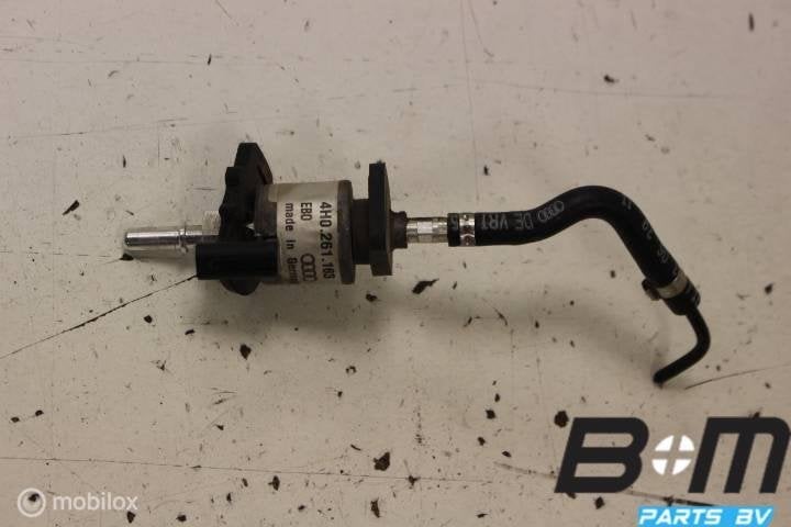 Doseerpomp voor standkachel Audi S8 4H 4H0261163, Gebruikt