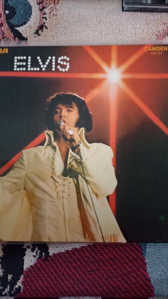 Elvis lp, You'll never walk alone, Engelse persing. 5 euro., LP, Gebruikt, Ophalen of Verzenden, Beschermende buitenhoes