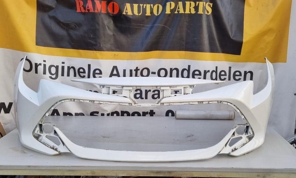Toyota Corolla E210 Voorbumper 52119-02P40