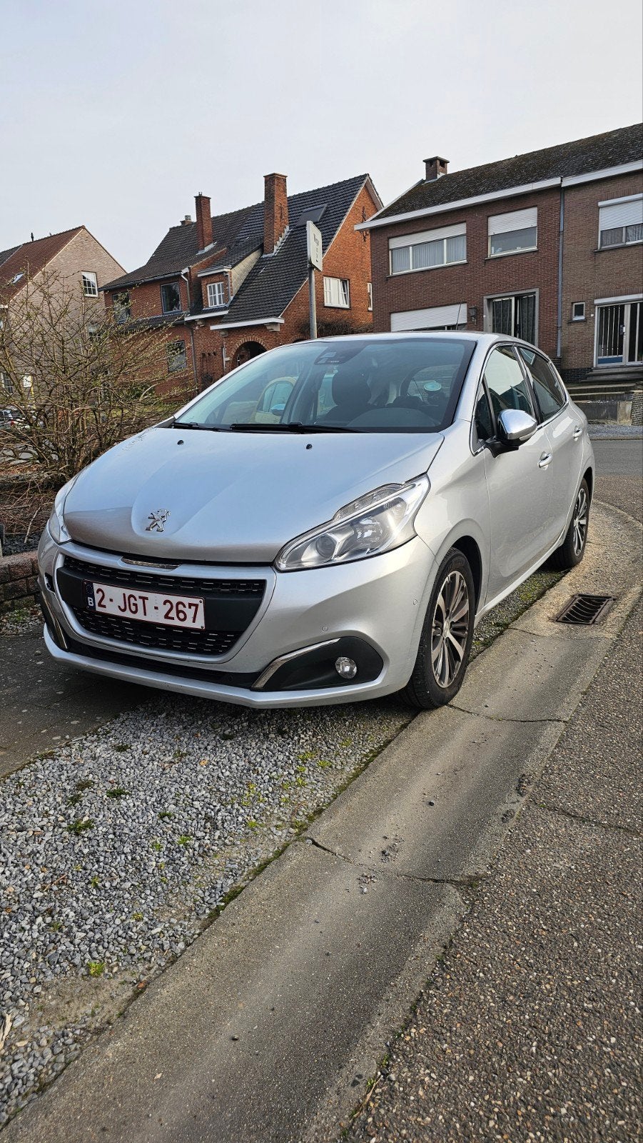 Peugot 208, Autos, Peugeot, Argent ou Gris, Achat, Noir, 5 portes