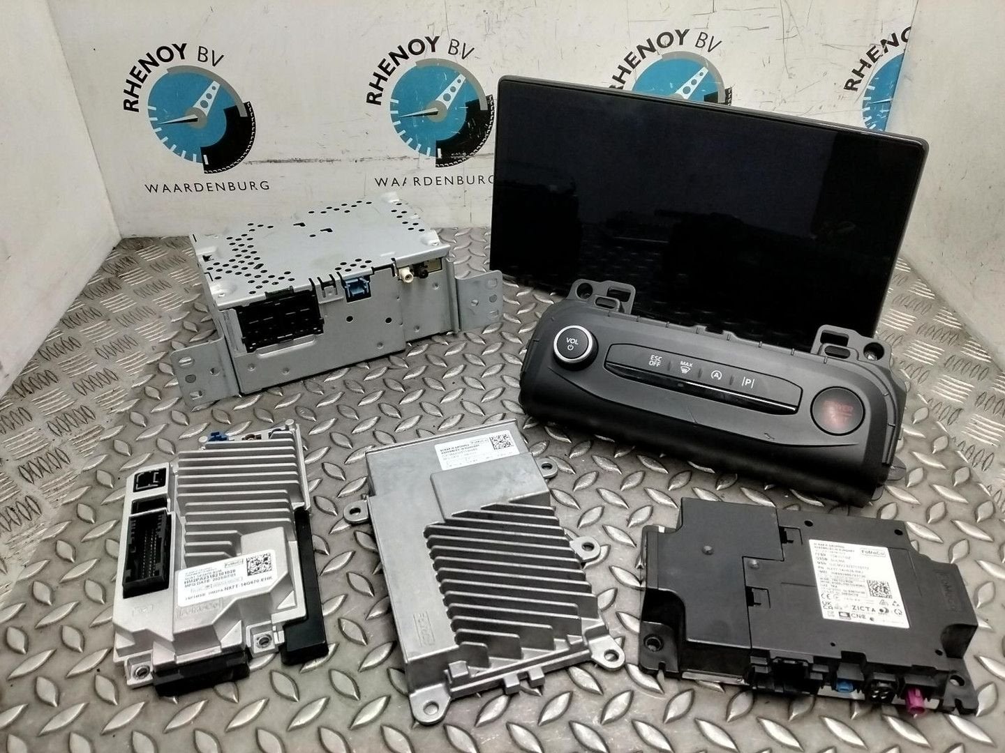 FORD FOCUS ST NAVIGATIE NX7T18B955LF, NX7T18K811JQE, MX6T18K, Enlèvement ou Envoi, Utilisé, ARN reconnu