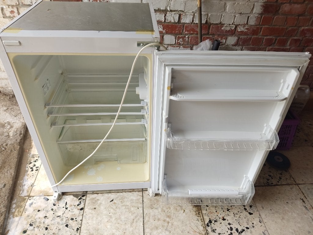 frigo, 100 tot 150 liter, 45 tot 60 cm, Ophalen, 85 tot 120 cm