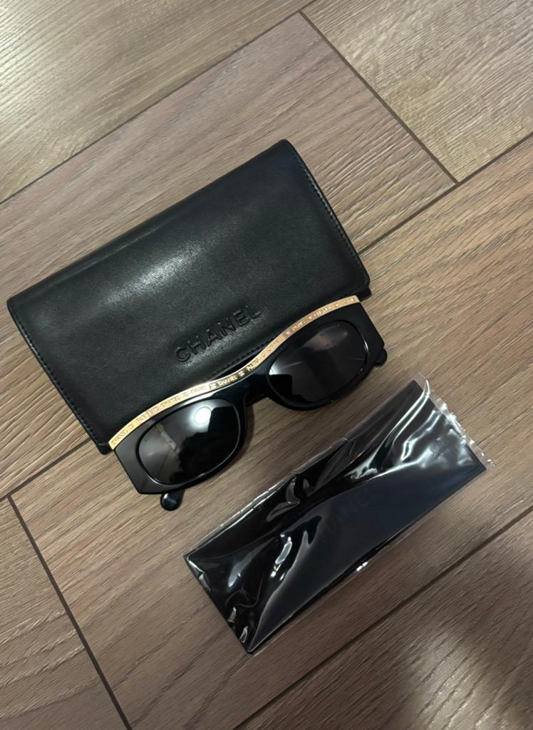Chanel zonnebril, Handtassen en Accessoires, Zonnebrillen en Brillen | Dames, Ophalen of Verzenden, Zo goed als nieuw, Zonnebril