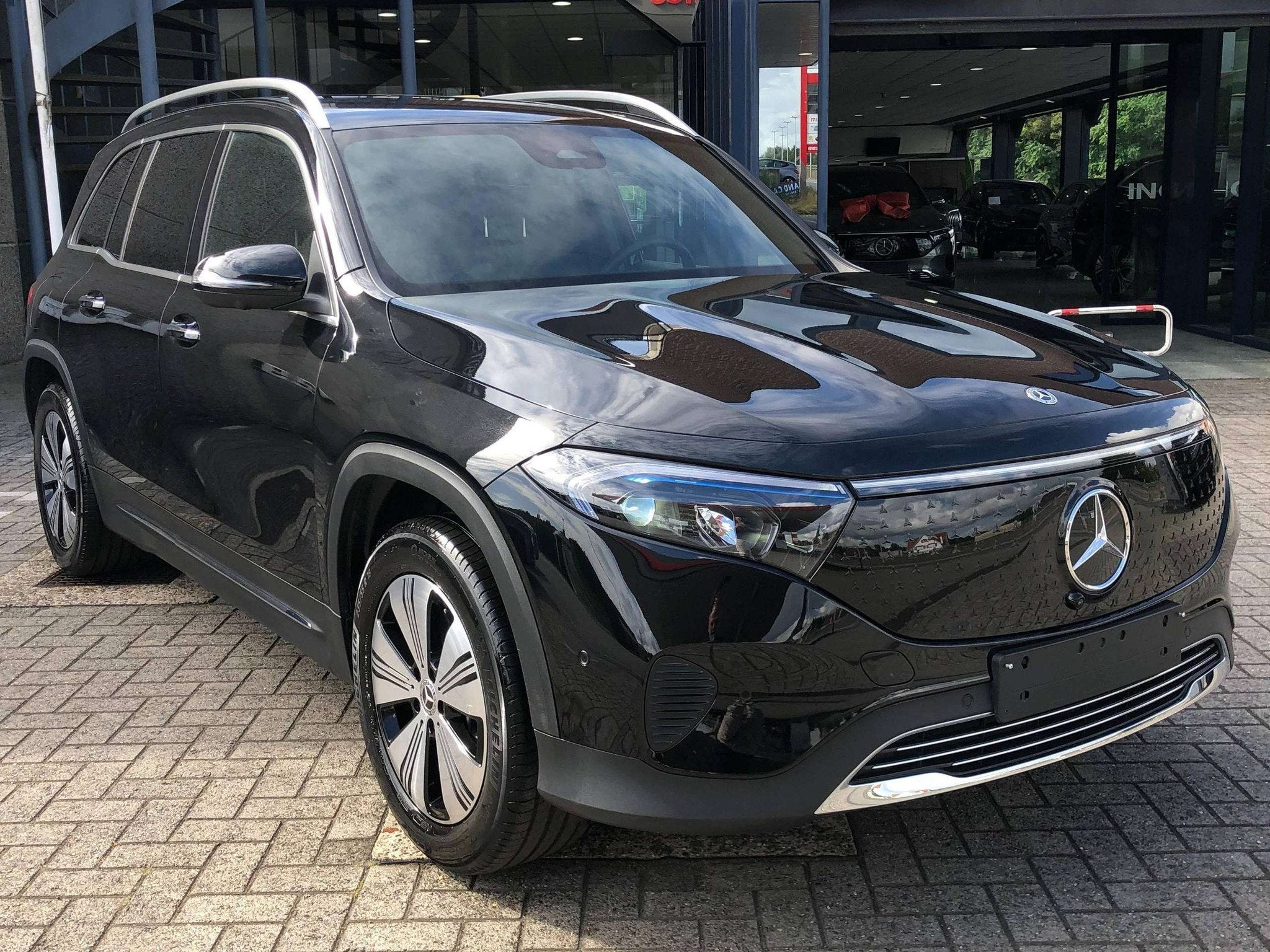 Mercedes-Benz EQB 250 EQB+ 70,5 kW Batterij Business Line, 3, Autos, Achat, EQB, Noir, 5 portes