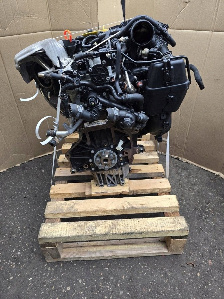 Moteur CDGA Complet PASSAT TOURAN VW, Envoi, Utilisé, Daihatsu
