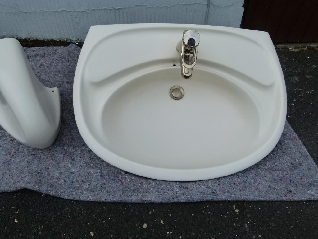 vintage wastafel Vilerroy Boch 1978 eierschaal, Ophalen, Huis en Inrichting
