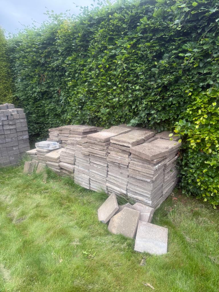 Betondals ca 25m2, Ophalen