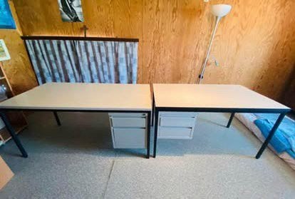 2 bureaux spacieux de très bonne qualité. Parfait état, Maison & Meubles, Enlèvement, Comme neuf