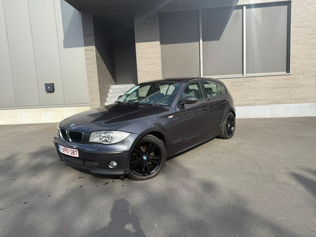 BMW 116i | Betrouwbare Benzine, Auto's, BMW, 4 deurs, Bedrijf, Grijs, Euro 4