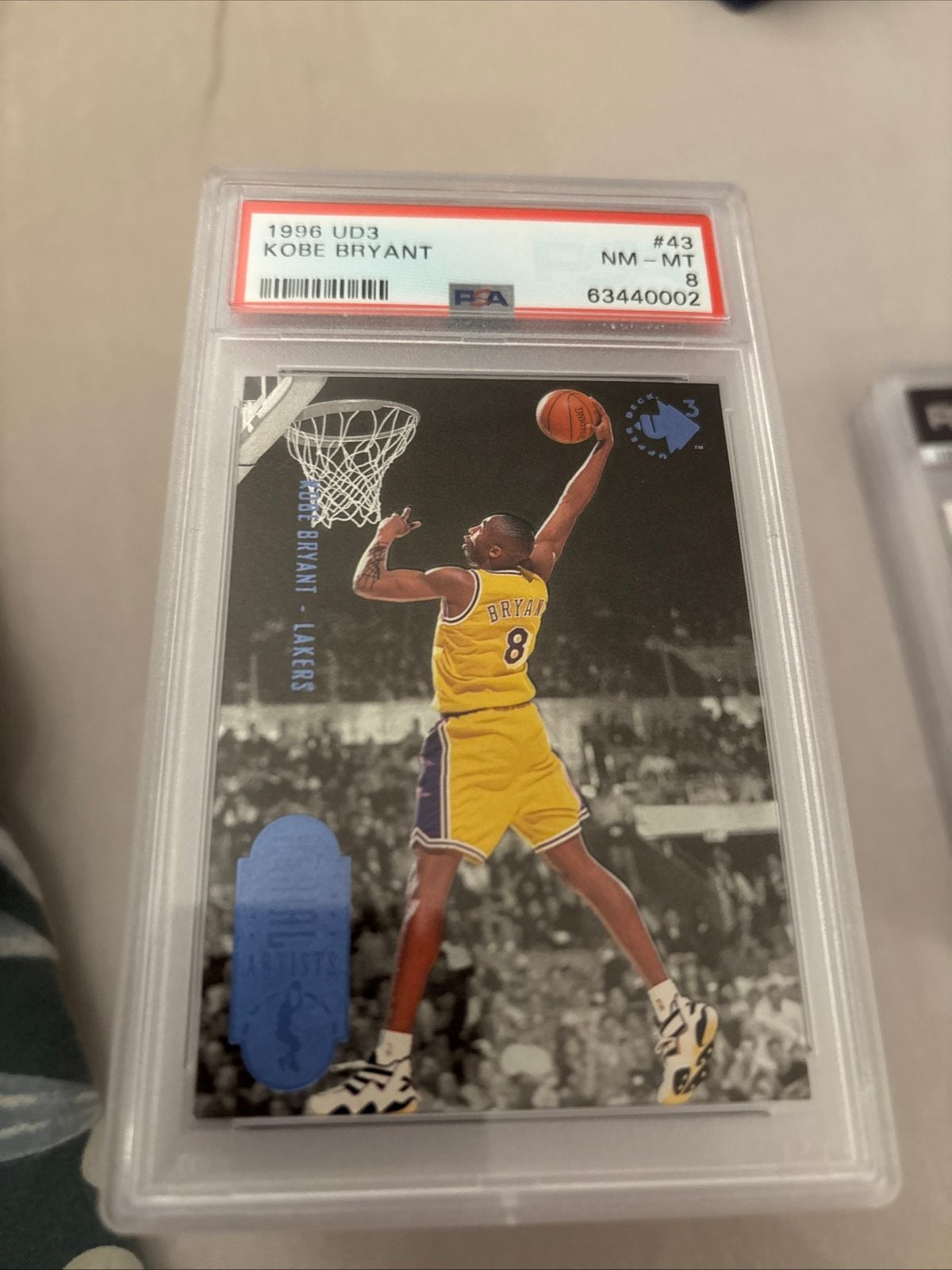1996 UD3 Kobe Bryant psa 8 RC, Hobby en Vrije tijd, Stickers en Plaatjes, Ophalen of Verzenden, Zo goed als nieuw