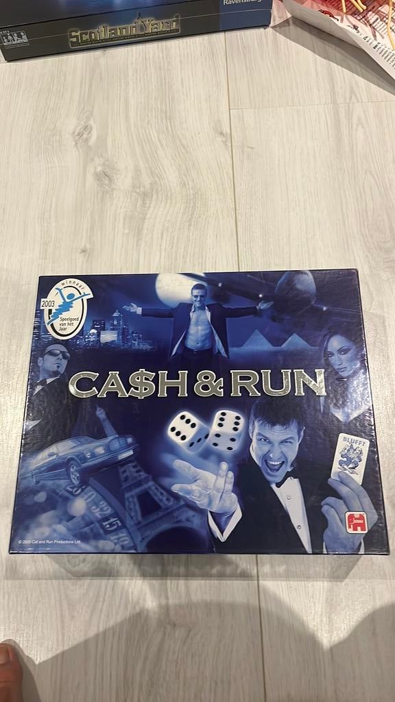 Cash & Run – spel (zo goed als nieuw, 1x gespeeld), Hobby en Vrije tijd, Gezelschapsspellen | Bordspellen, Ophalen of Verzenden