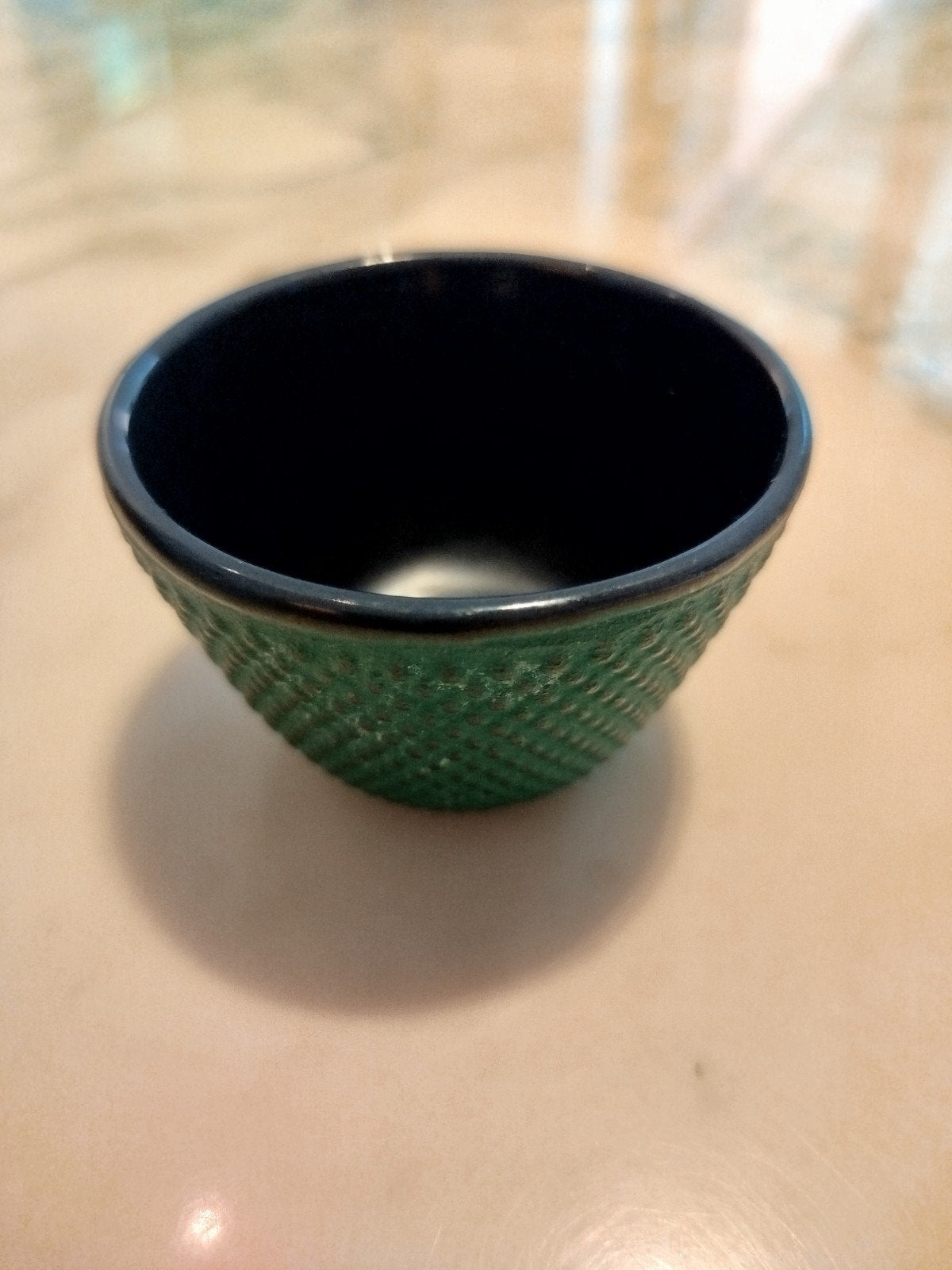 Tasse à thé japonaise en fonte de couleur verte type Are., Enlèvement ou Envoi
