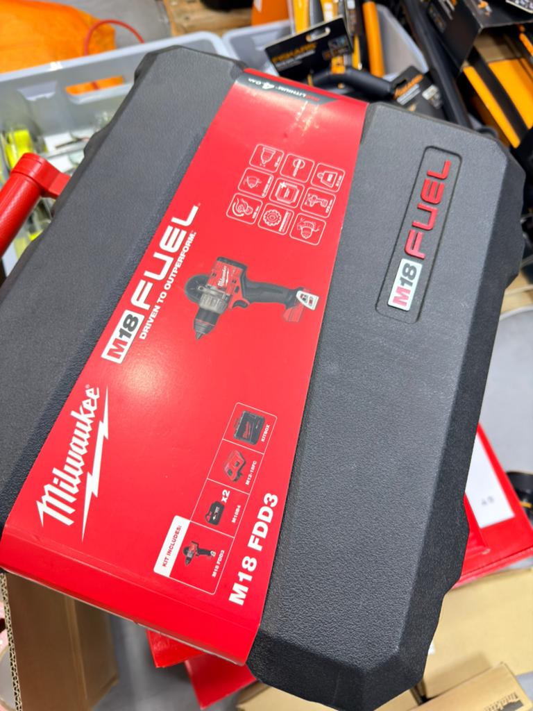 Milwaukee M18 FDD3 420 C boormachine, Doe-het-zelf en Bouw, 600 watt of meer, Info@milwaukeetool.eu, Variabele snelheid, 13135 W Lisbon Rd, Brookfield, WI 53005, USA