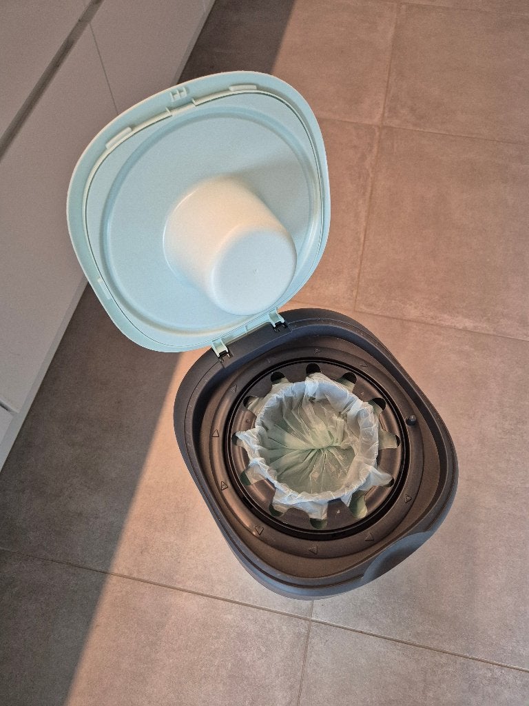 Tommee tippee sangenic twist&click luieremmer + navullingen, Autres marques, Enlèvement, Utilisé, Standard