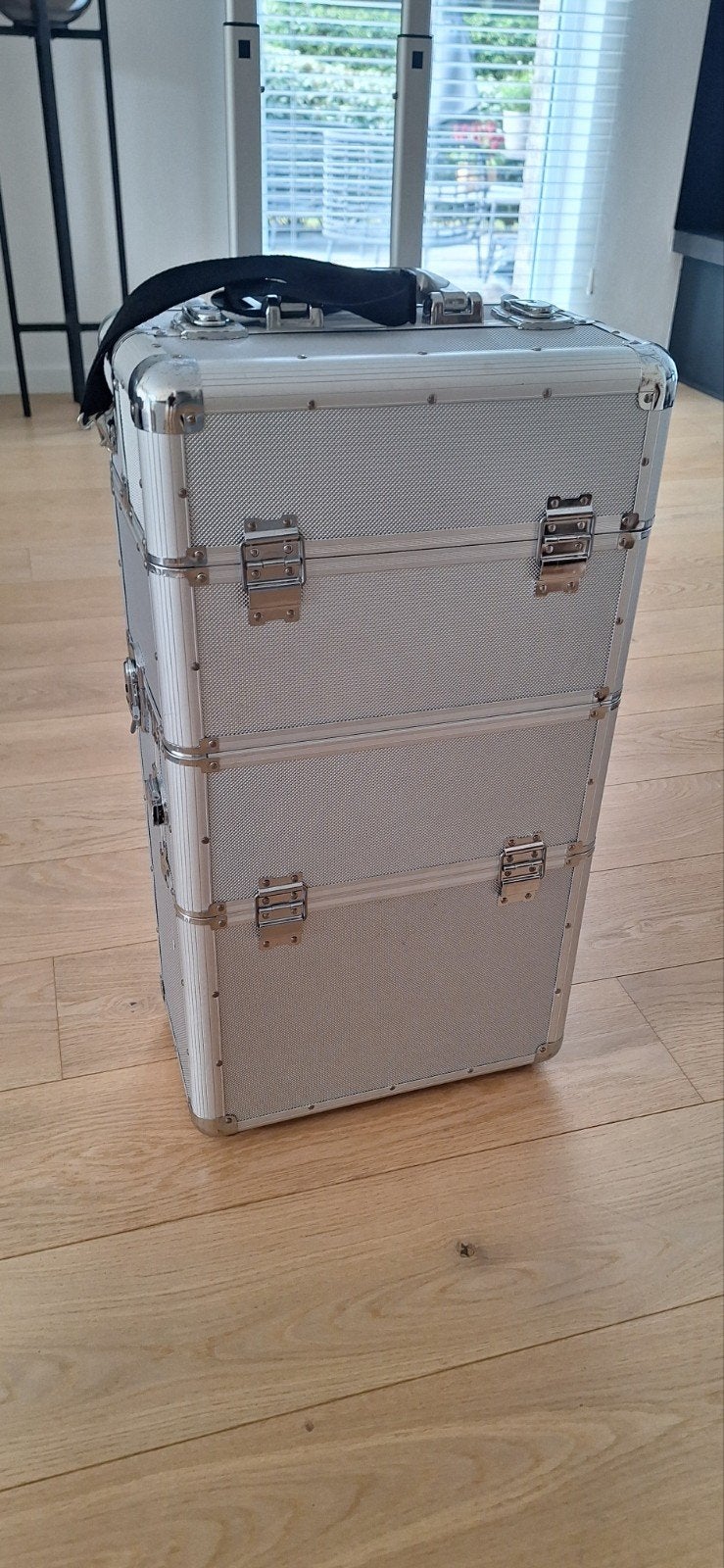 Make-upkoffer aluminium, Handtassen en Accessoires, Koffers, Ophalen, Gebruikt, Metaal