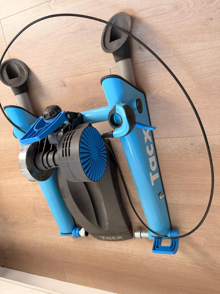 Tacx rollen + voorwiel houder, Ophalen, Zo goed als nieuw