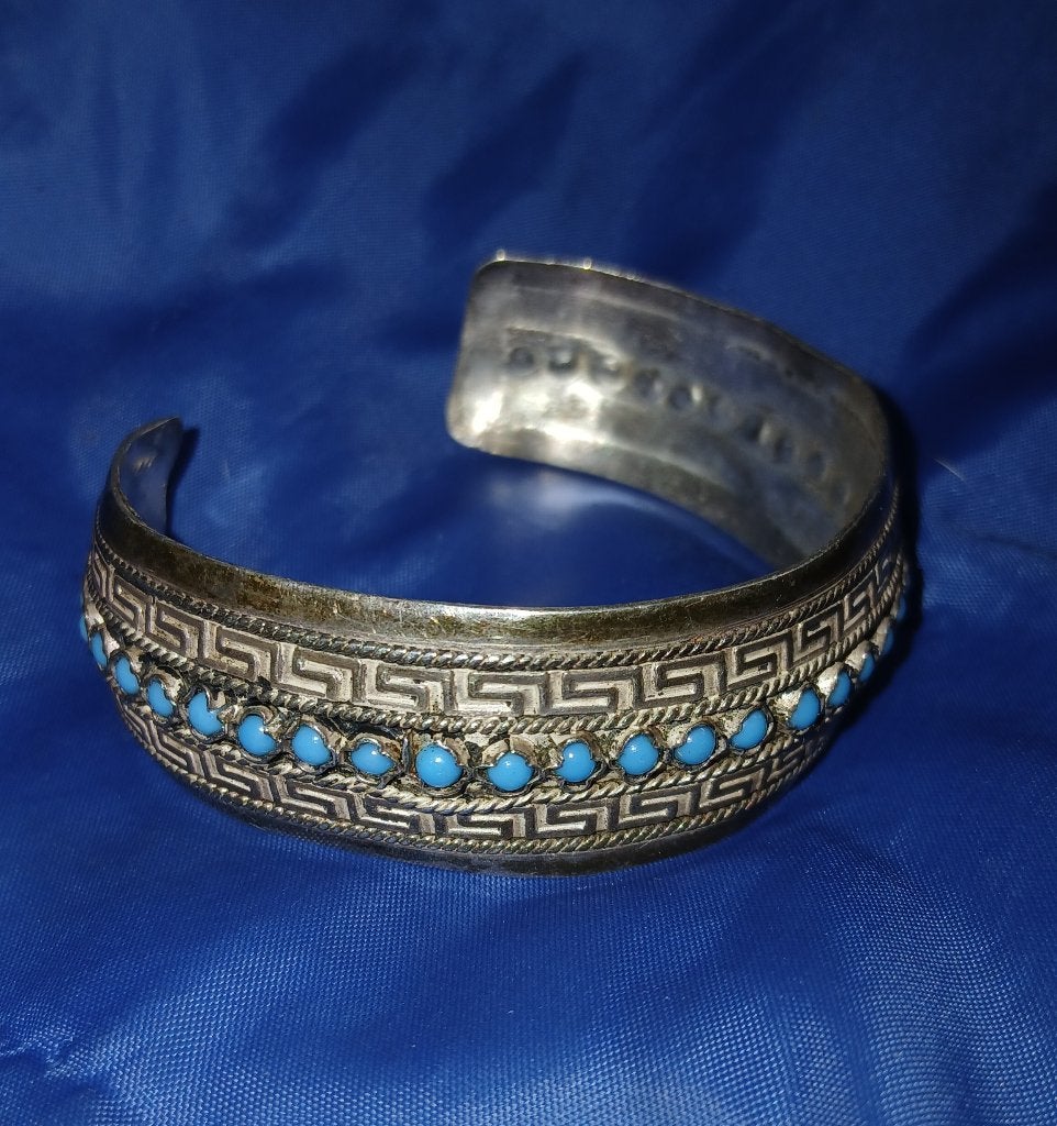 Bracelet manchette vintage, Avec bracelets à breloques ou perles, Enlèvement, Utilisé, Bleu