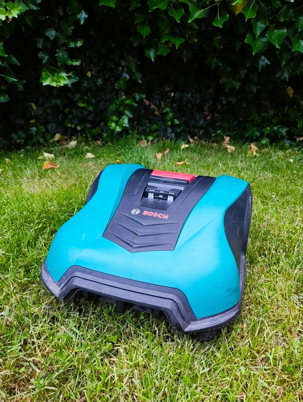 Bosch Indego 400 robotmaaier met defect docking station, Enlèvement, Utilisé, Moins de 20 cm, Bosch Indego