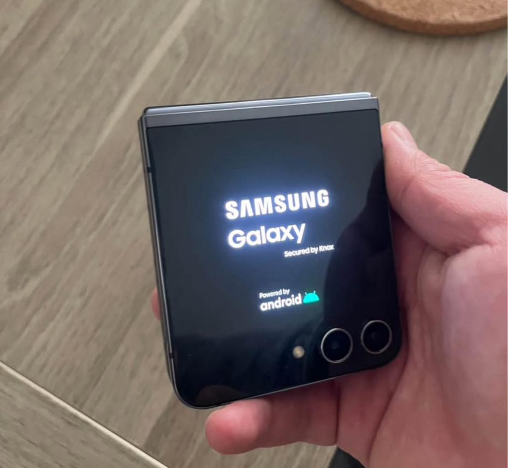 Samsung z flip 5 512 giga, Ophalen, Zo goed als nieuw
