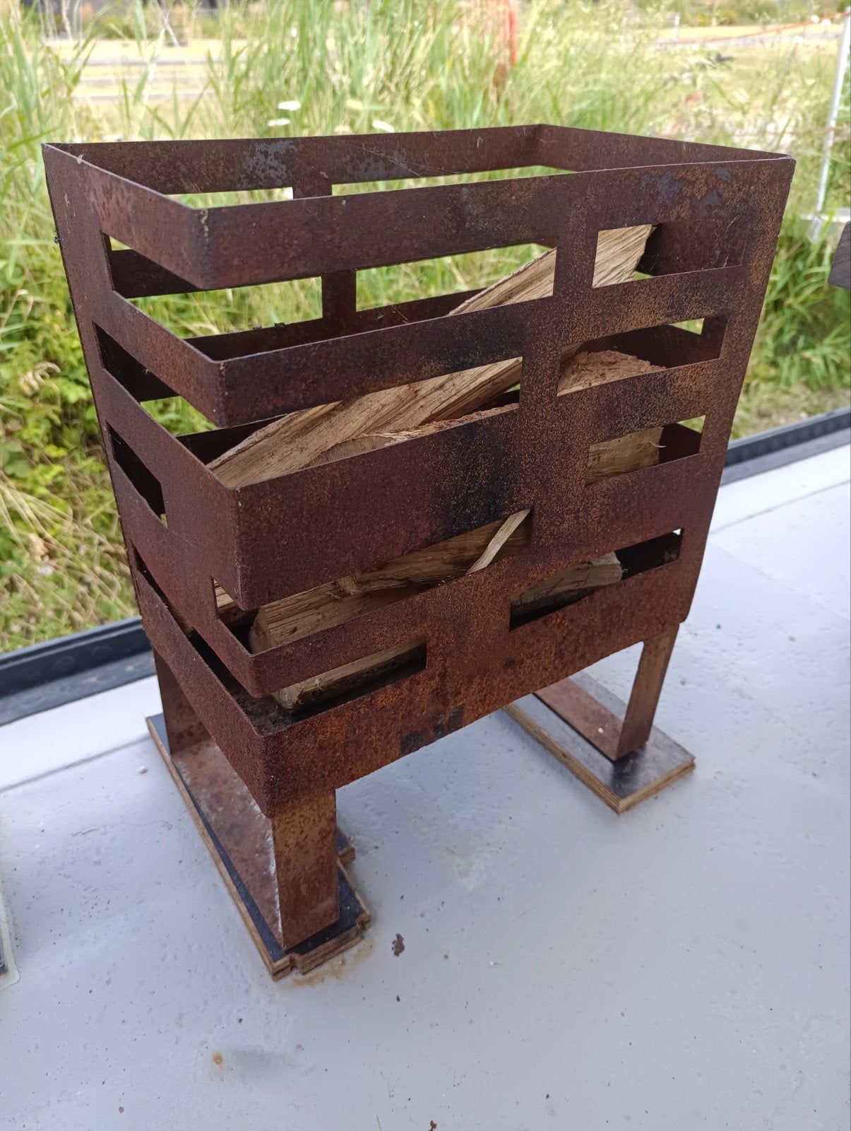 vuurkorf, Enlèvement