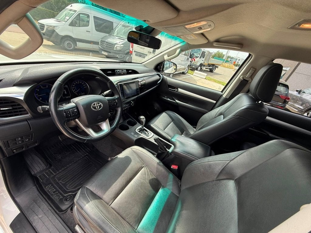 Toyota Hilux (Stock ID 46837) — 21