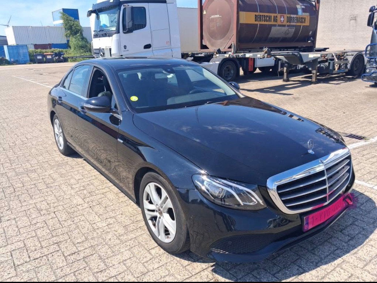 Mercedes E 200, Bedrijf, Te koop