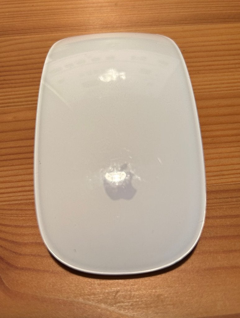 Apple Magic Mouse  - A1296 (2x piles AA 1.5v), Muis, Gebruikt, Ergonomisch, Ophalen of Verzenden