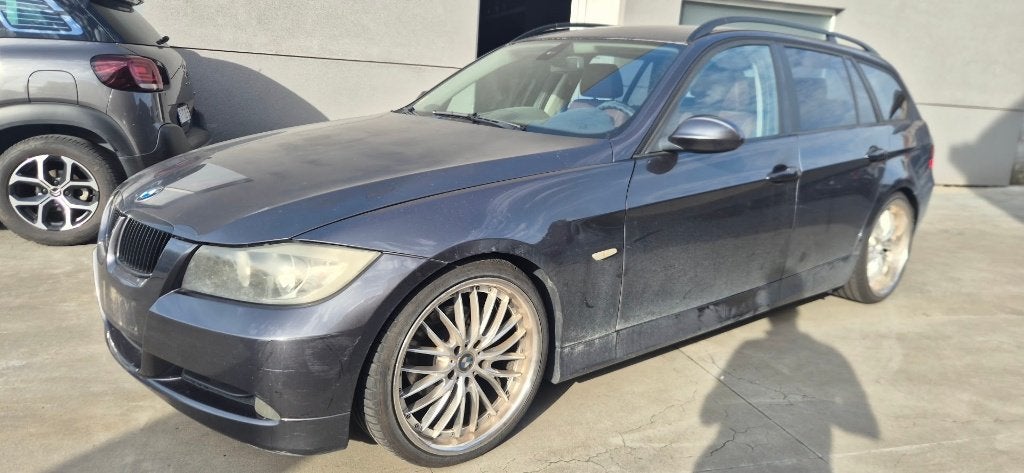 Bmw 320d, Autos, BMW, Cuir, Argent ou Gris, Achat, 110 kW