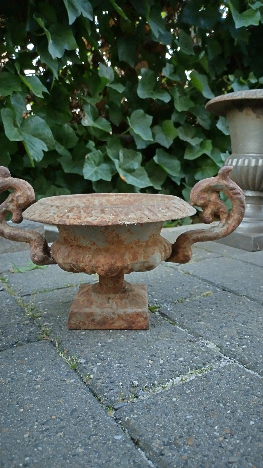 kleine zware gietijzeren pot 16 x 10 x 25, Tuin en Terras, Ophalen, Gebruikt