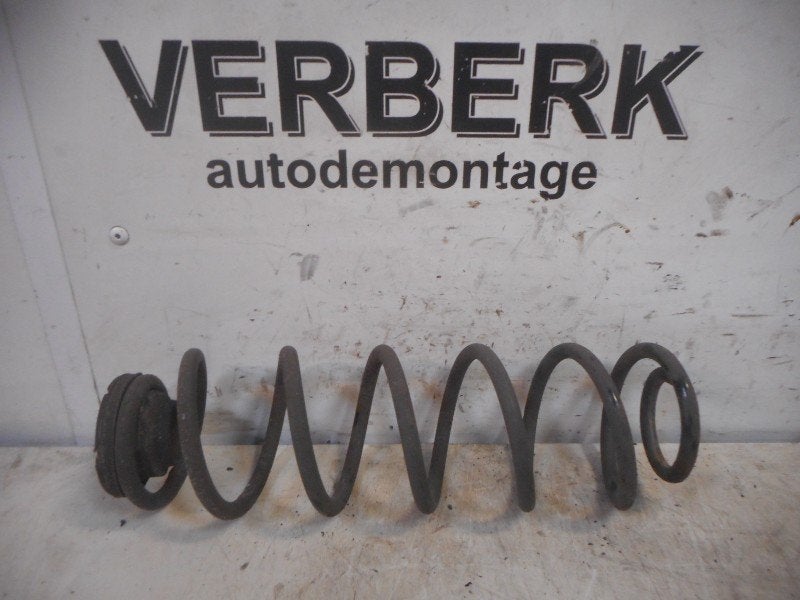 RESSORT DE SUSPENSION ARRIERE Volkswagen Golf IV (1J1), Autos : Pièces & Accessoires, Volkswagen, Volkswagen AG, Utilisé, Kundenbetreuung@volkswagen.de