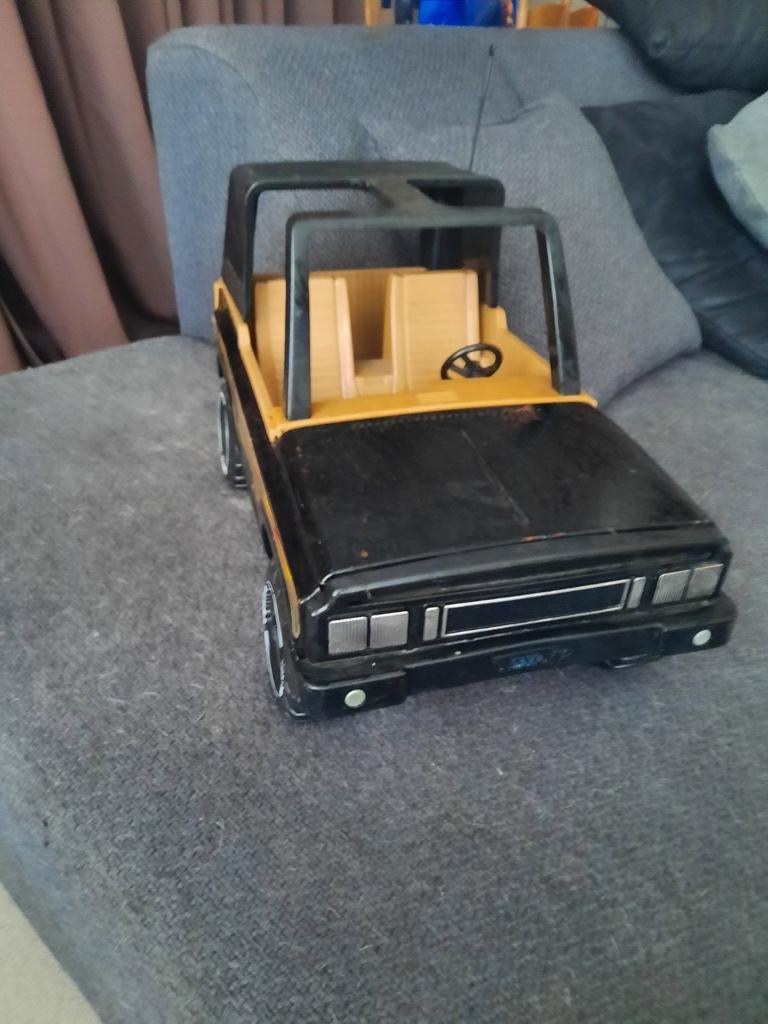 Tonka mega jeep, Ophalen