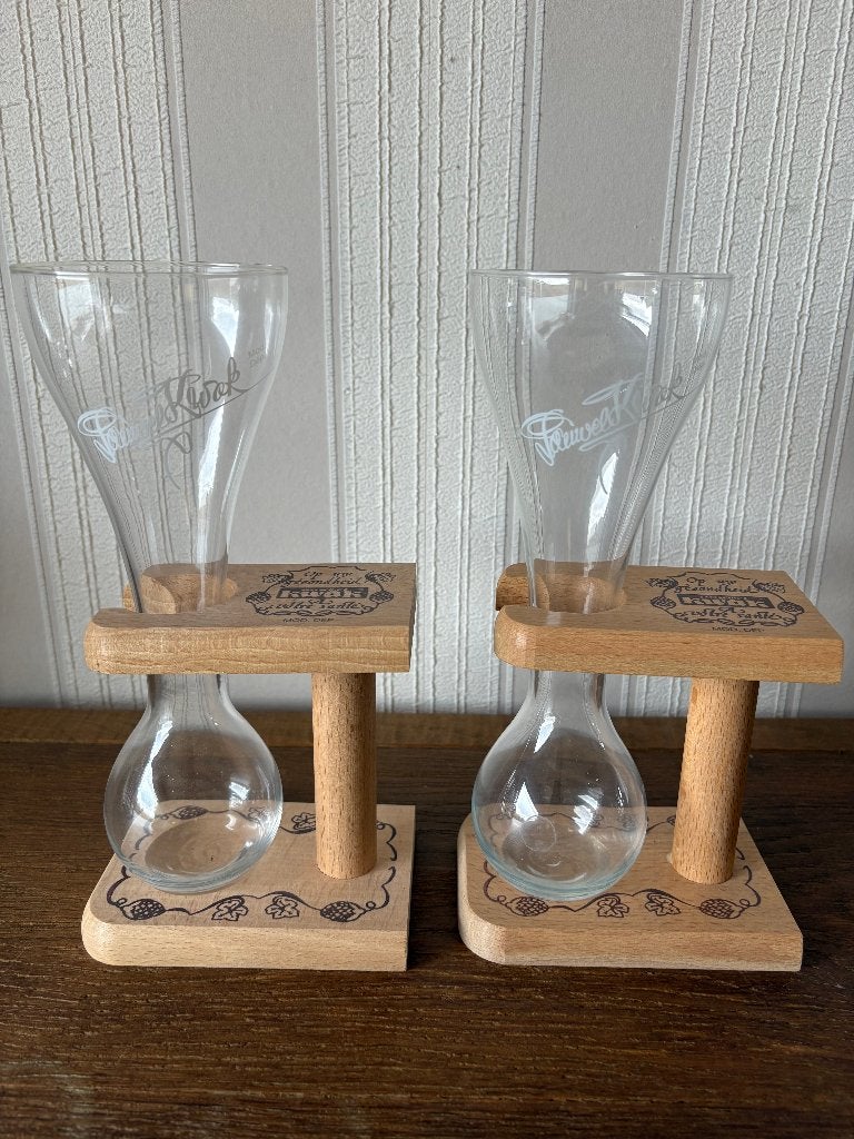 2 verres Pauwel Kwak originaux avec support en bois, Collections, Enlèvement ou Envoi, Neuf, Verre ou Verres, Autres marques