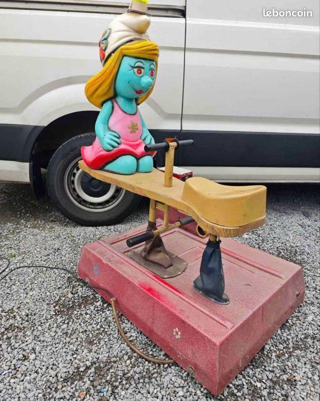 superbe manege vintage rare schtroumpfette smurfs, Ophalen
