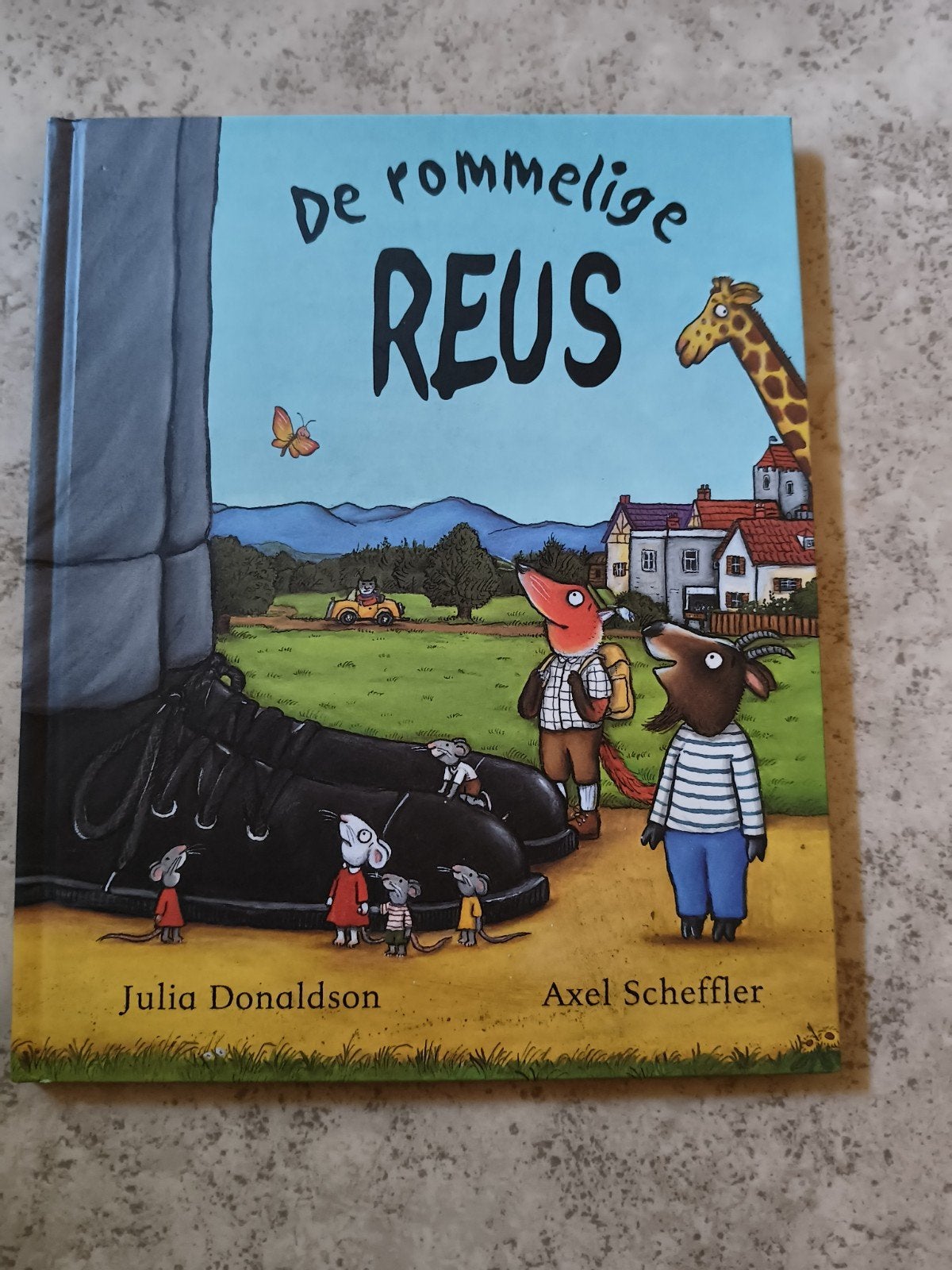 kleuterboek de rommelige reus, Enlèvement, Neuf