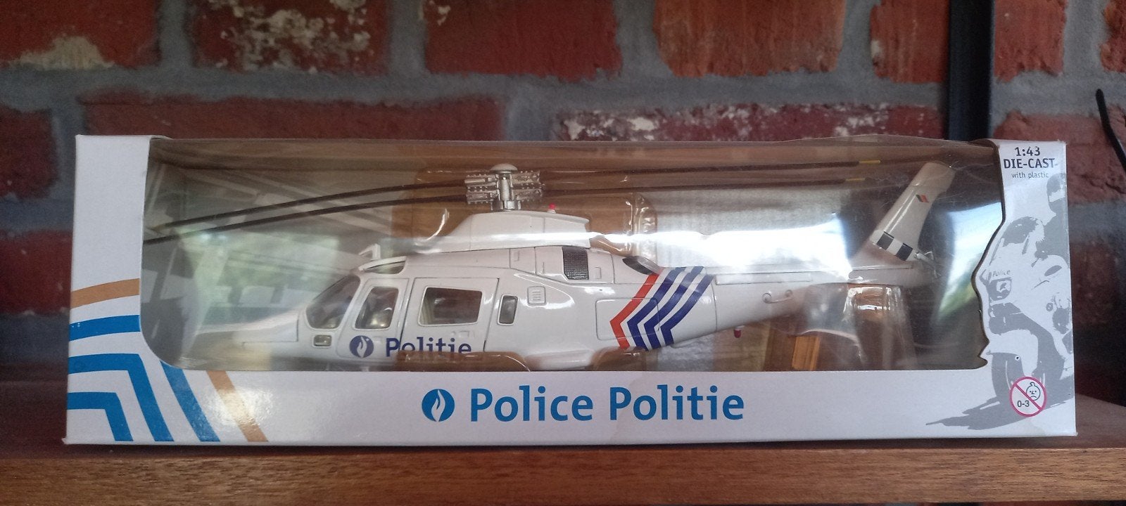 Police politie gendarmerie hélicoptère, Enlèvement ou Envoi, Gendarmerie