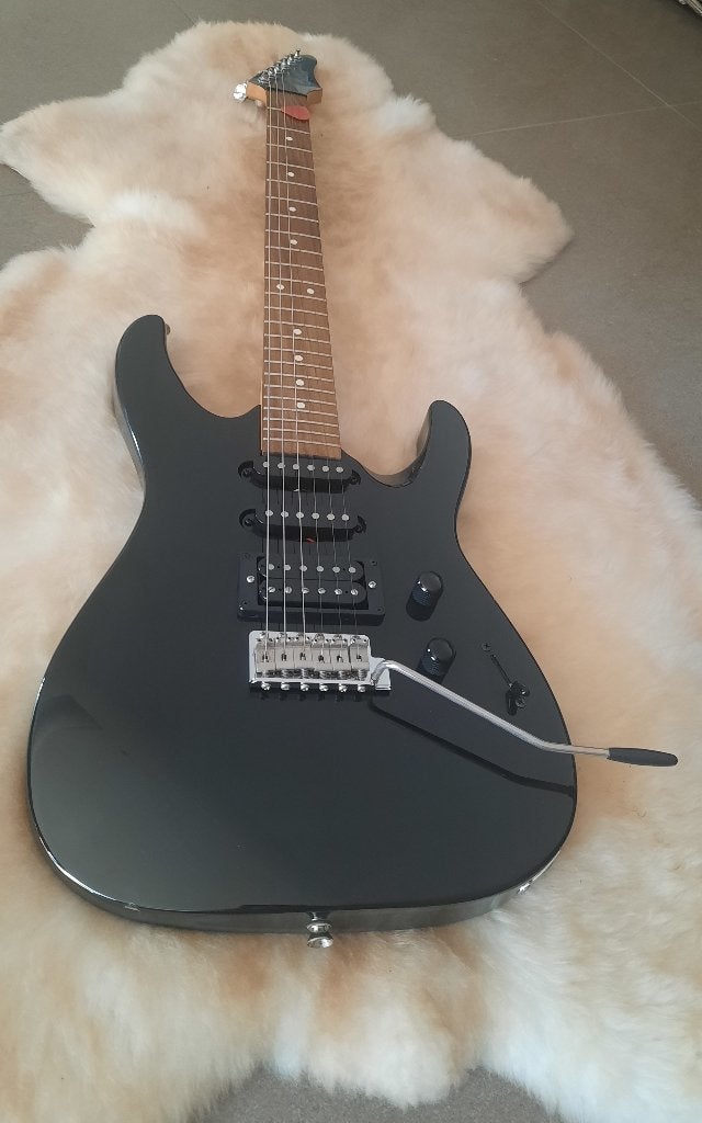 Elektrische Gitaar + Fender Versterker, Muziek en Instrumenten, Ophalen, Zo goed als nieuw, Overige merken, Met versterker